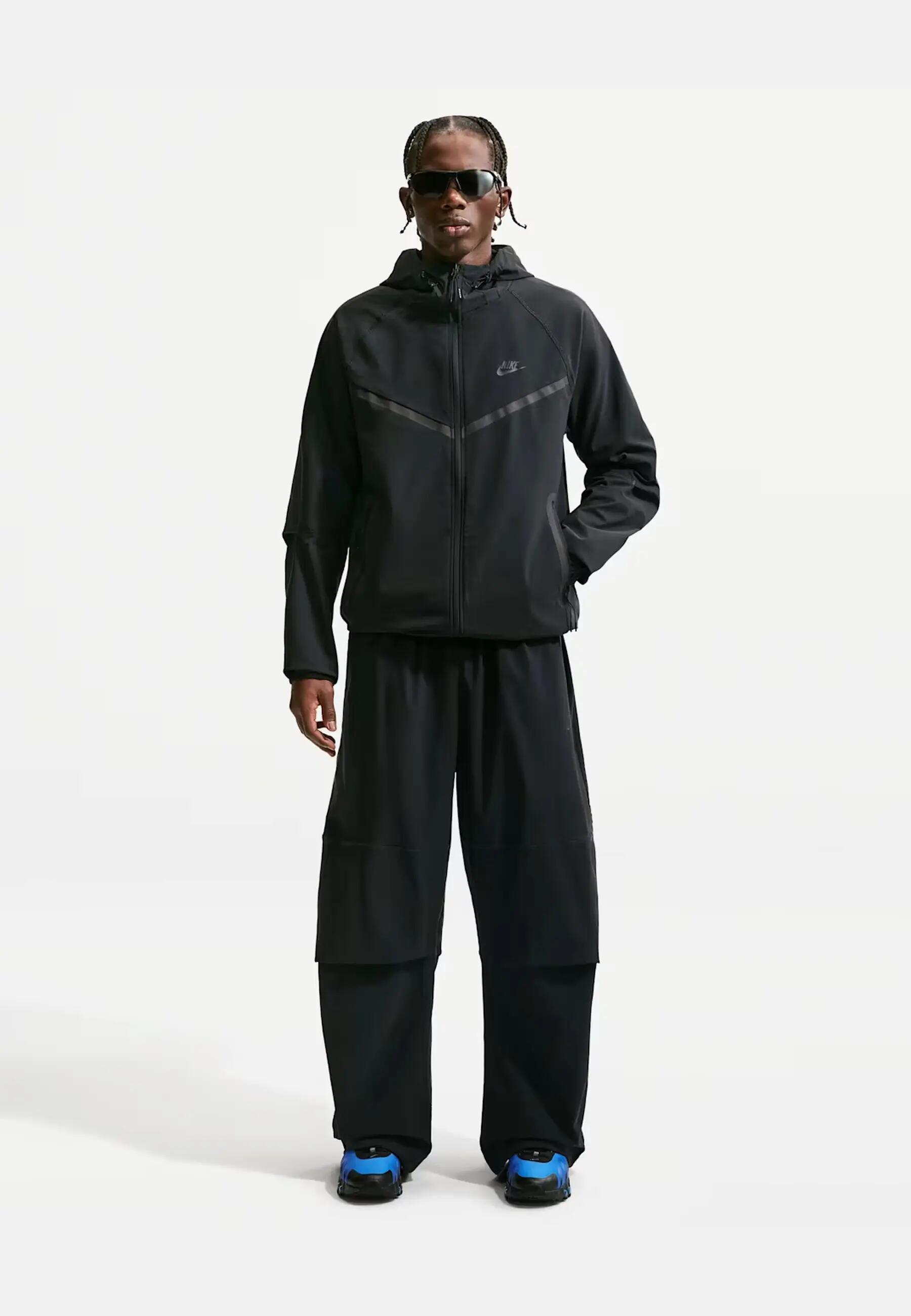 NIKE picture