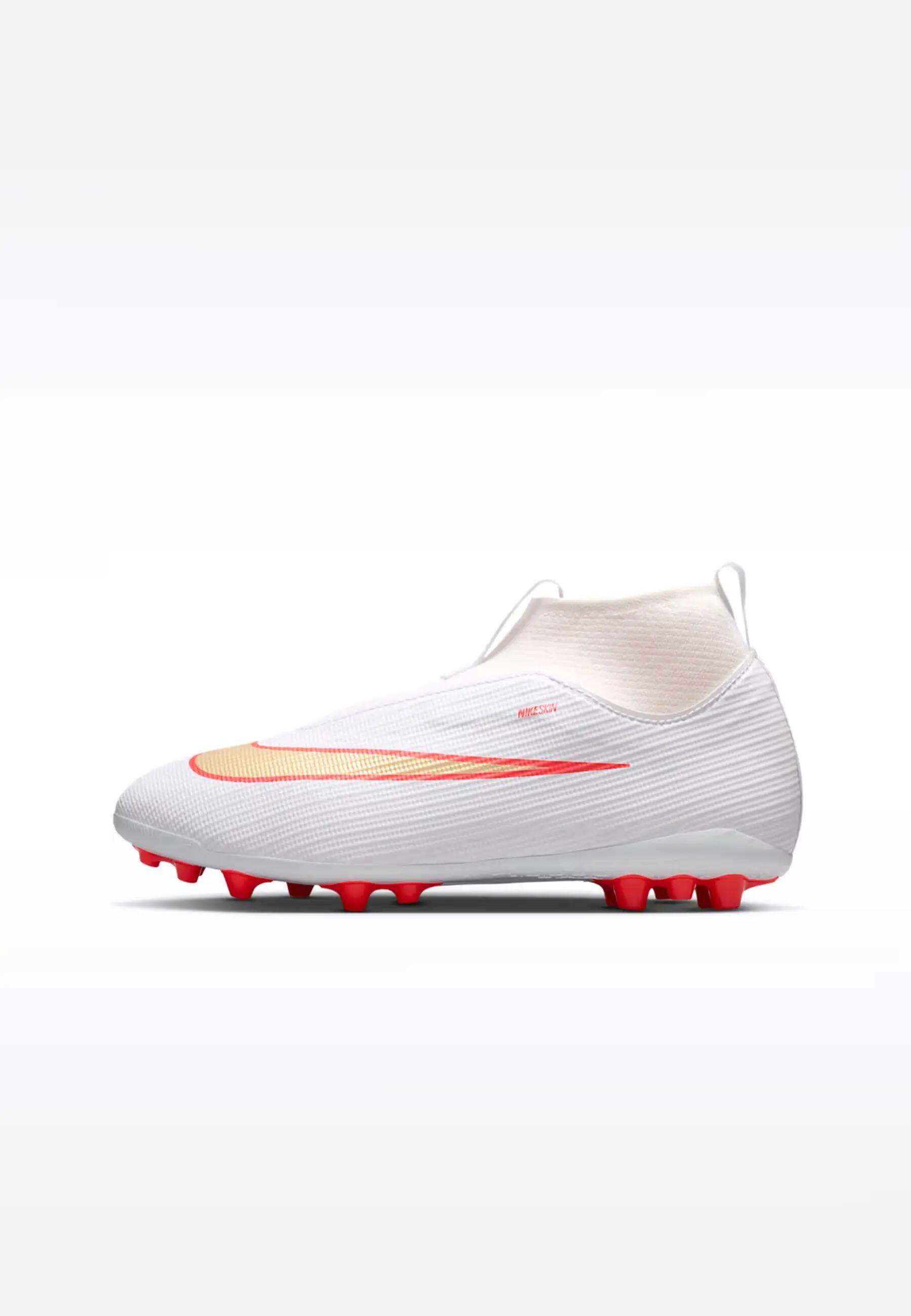NIKE picture