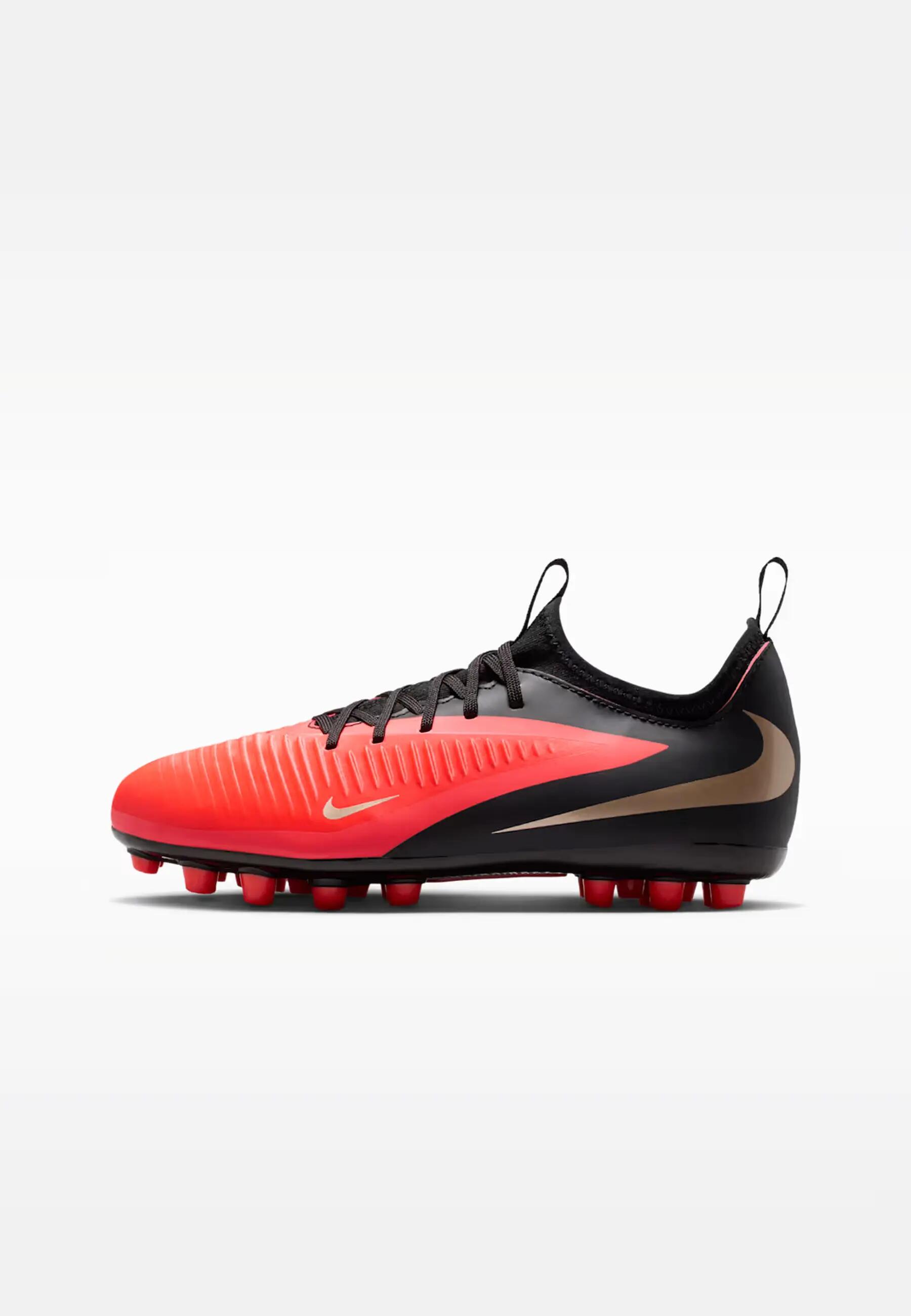 NIKE picture