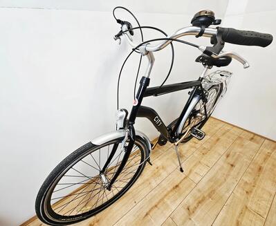 Popal trekking/hybride bike, zwart