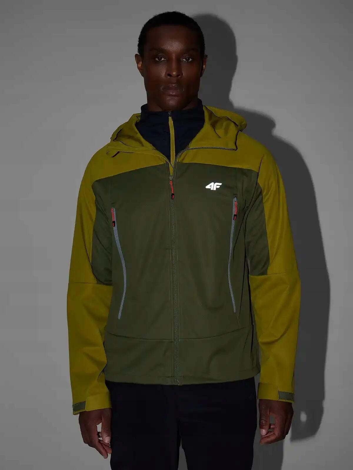SOFTSHELL MĘSKI 4F KURTKA TREKKINGOWA MĘSKA      Z KAPTUREM  ZIELONA 11/14