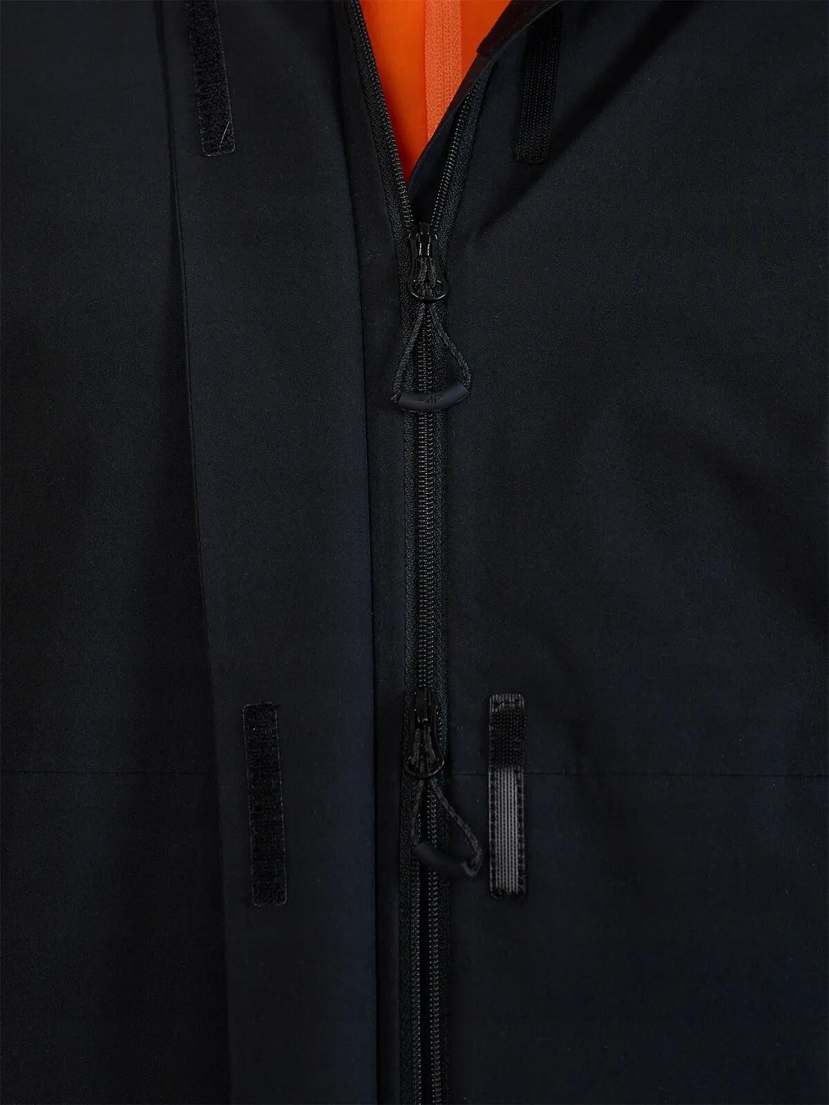 KURTKA DAMSKA 4F TREKKINGOWA MEMBRANA 15000      Z KAPTUREM  CZARNA 11/14