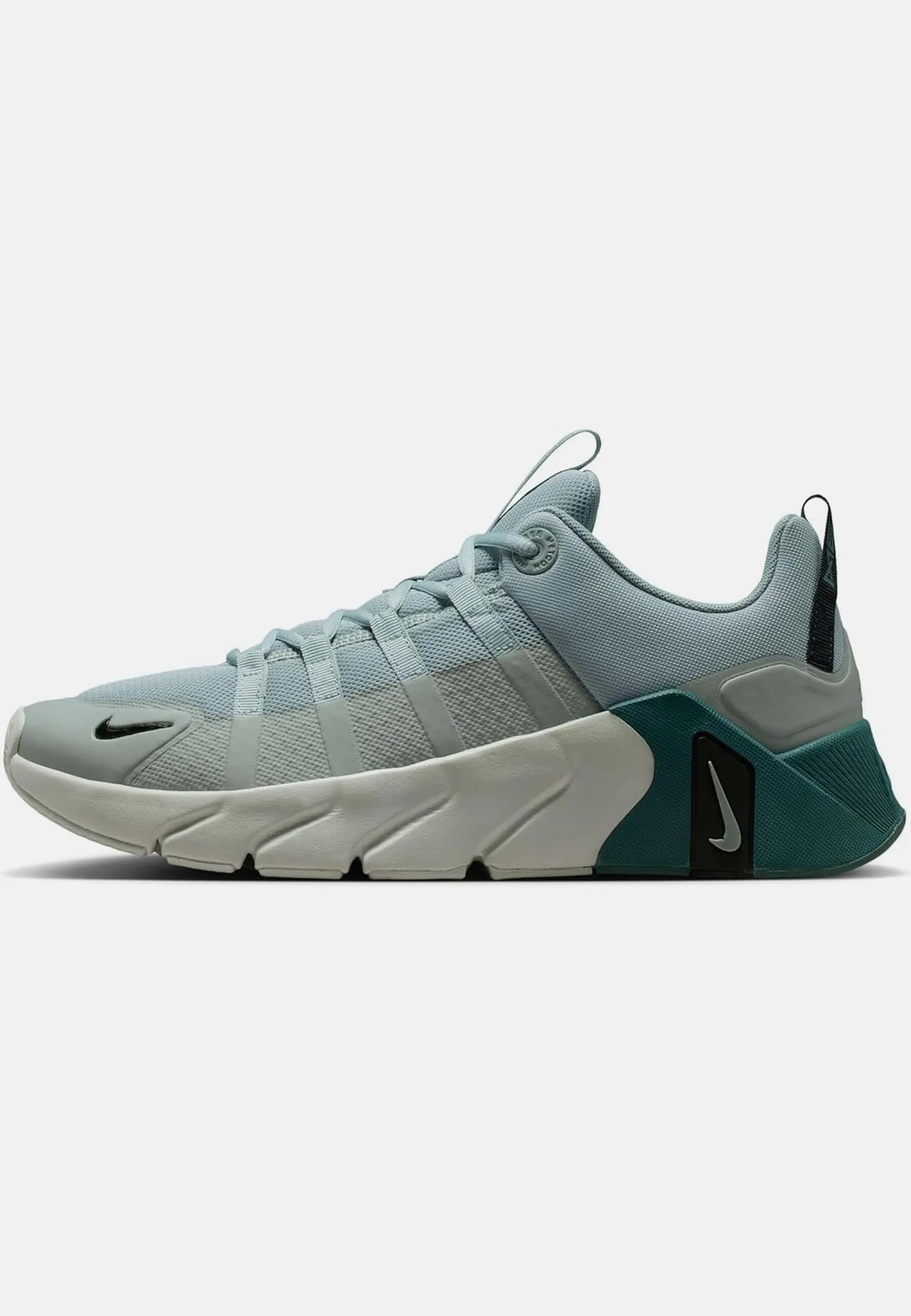 NIKE picture