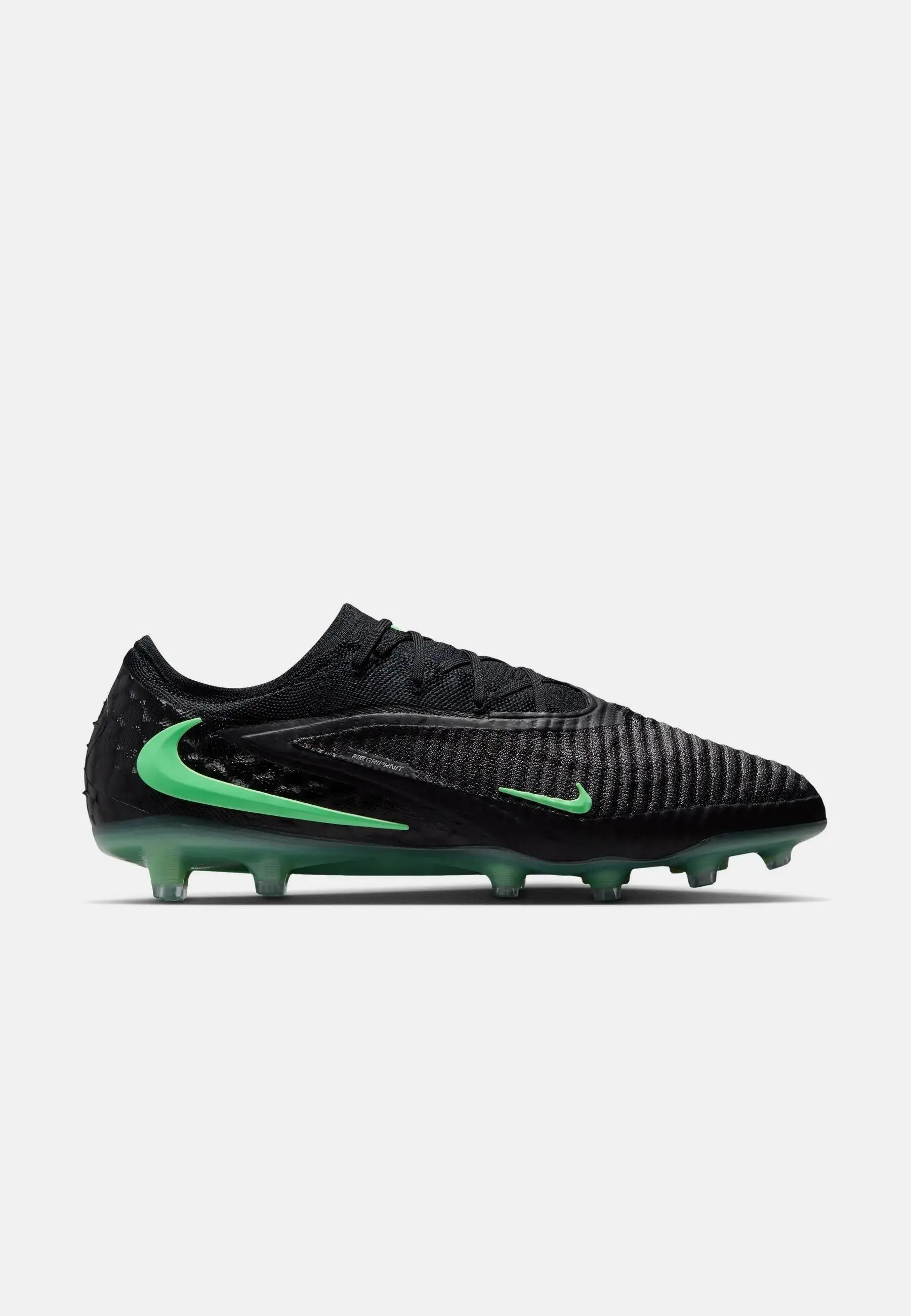 NIKE picture
