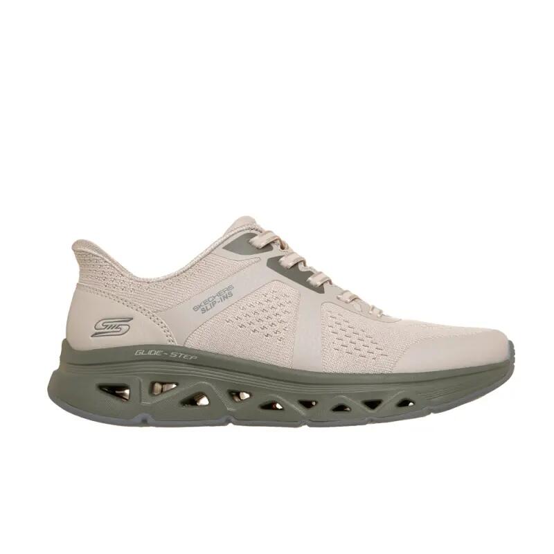 SKECHERS picture