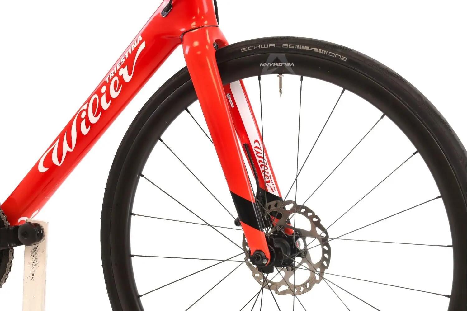 Segunda Vida · Bicicleta estrada · Wilier Cento 1 NDR · Muito bom estado 5/8