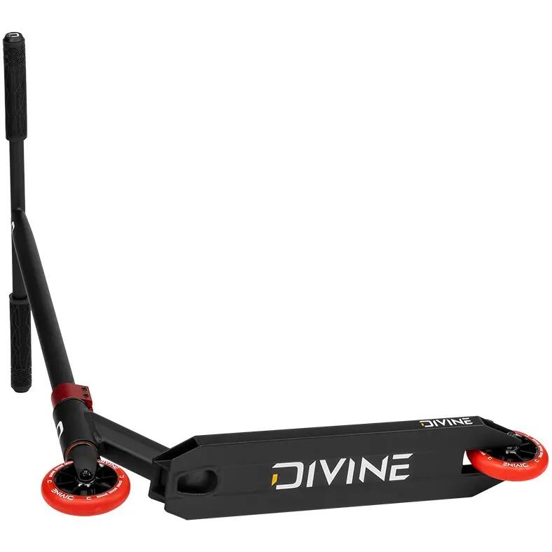 Trottinette freestyle Divine Godie 3/4
