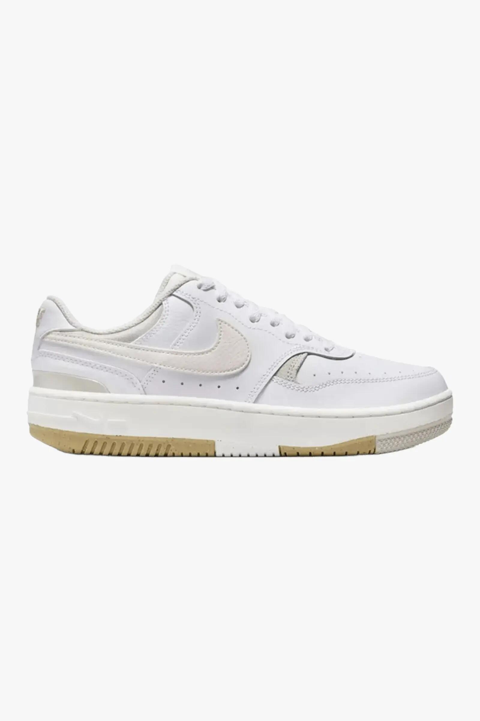 NIKE picture