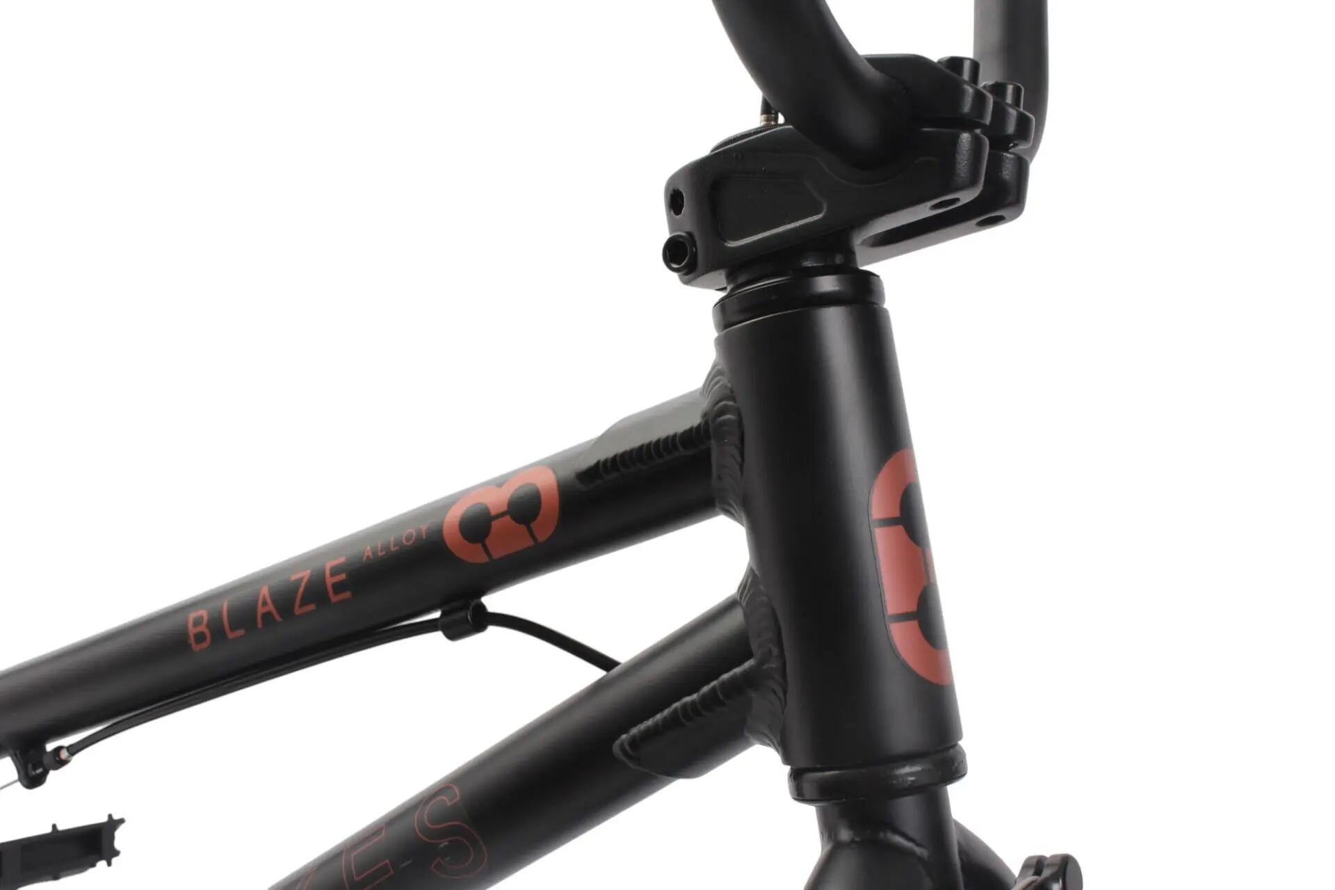 BMX enfant alu BLAZE AL noir 18 pouces 9,3kg léger solide 9/14