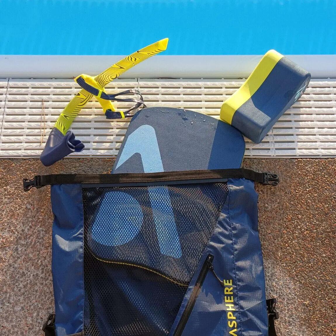 Sac à dos Aqua Sphere 30L en filet – Bleu marine/Noir 4/6
