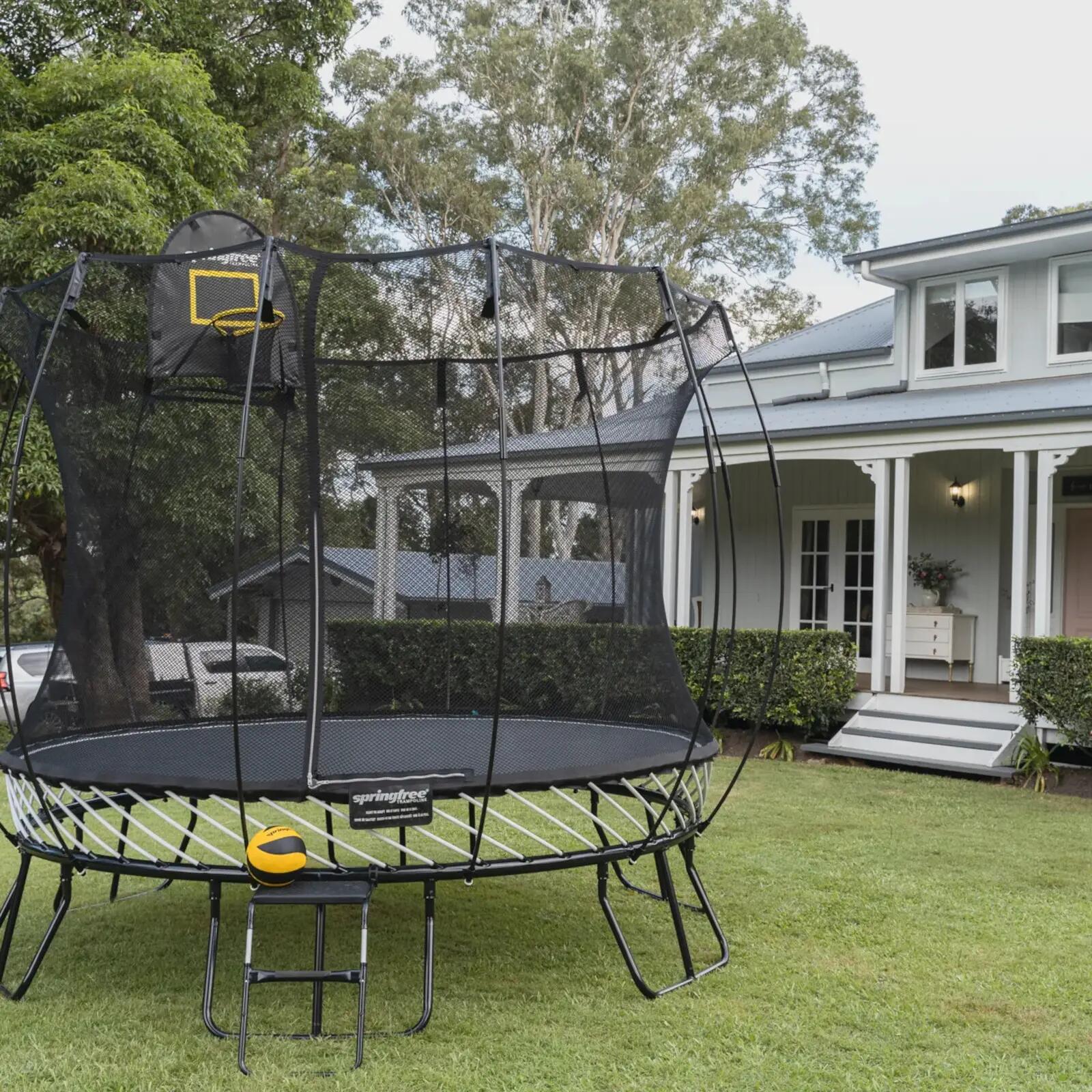 Trampoline Springfree Trampoline R79 Medium Round 4/4