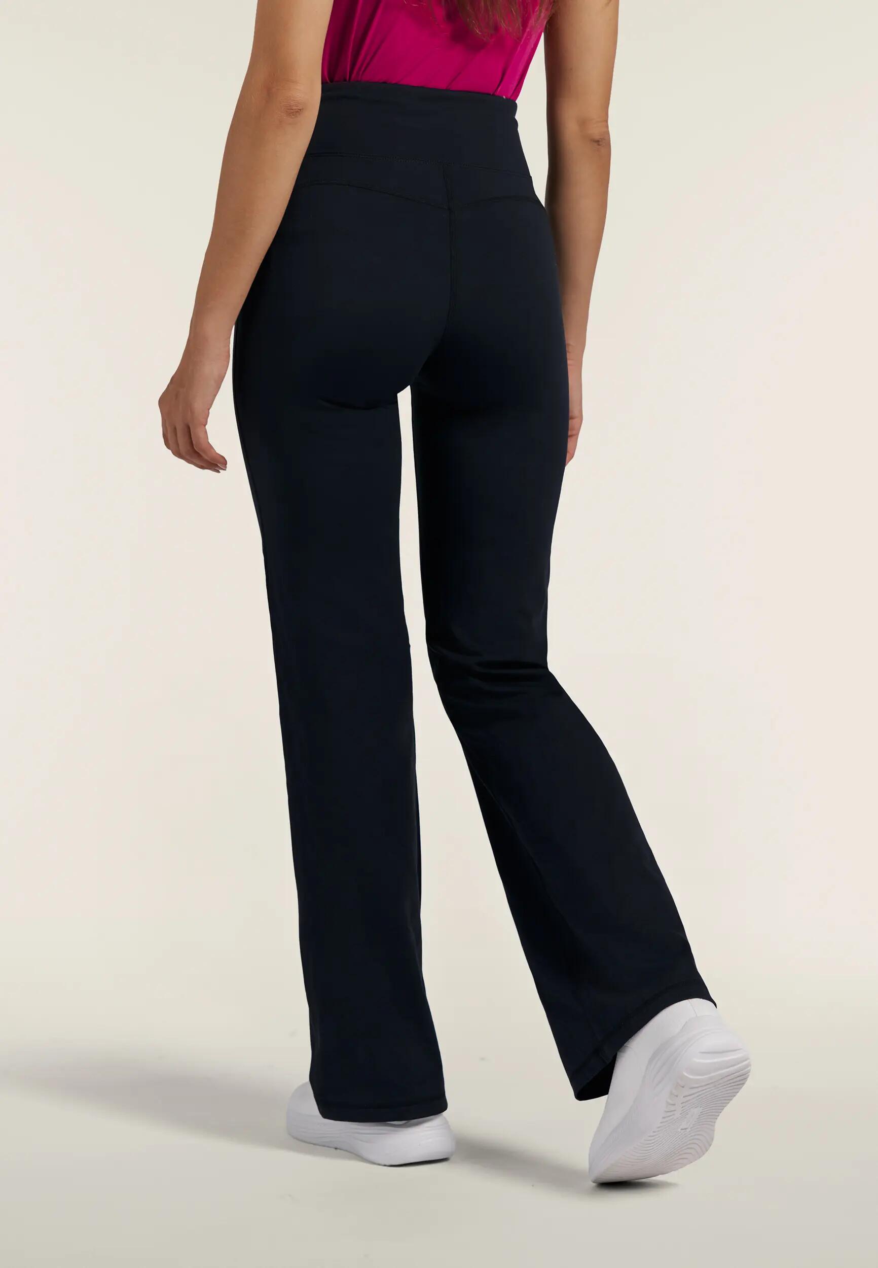 Legging évasé effet peau de pêche avec taille haute croisée 3/6