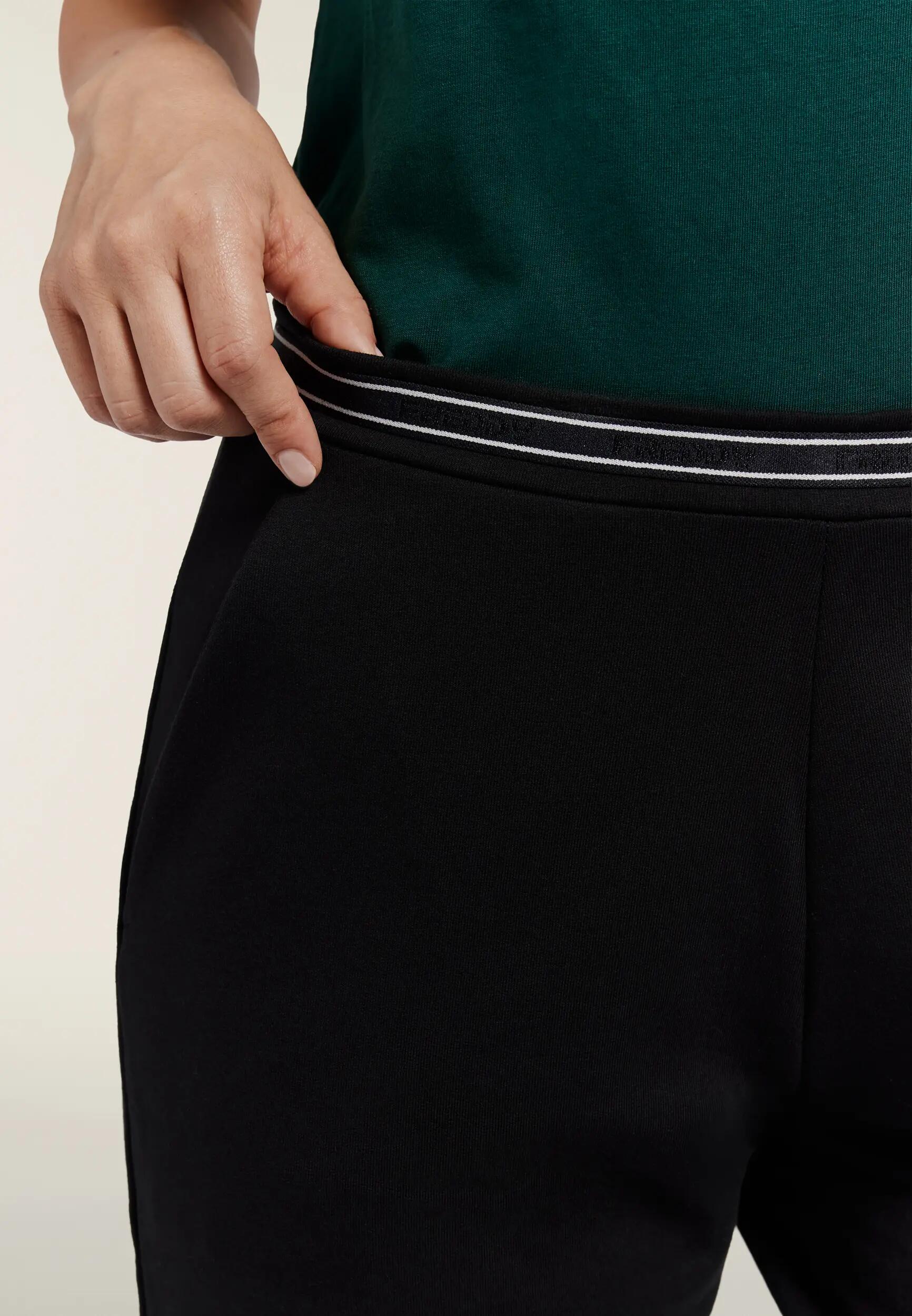 Pantalon coupe droite avec bande élastique nacrée griffée à la taille 4/6
