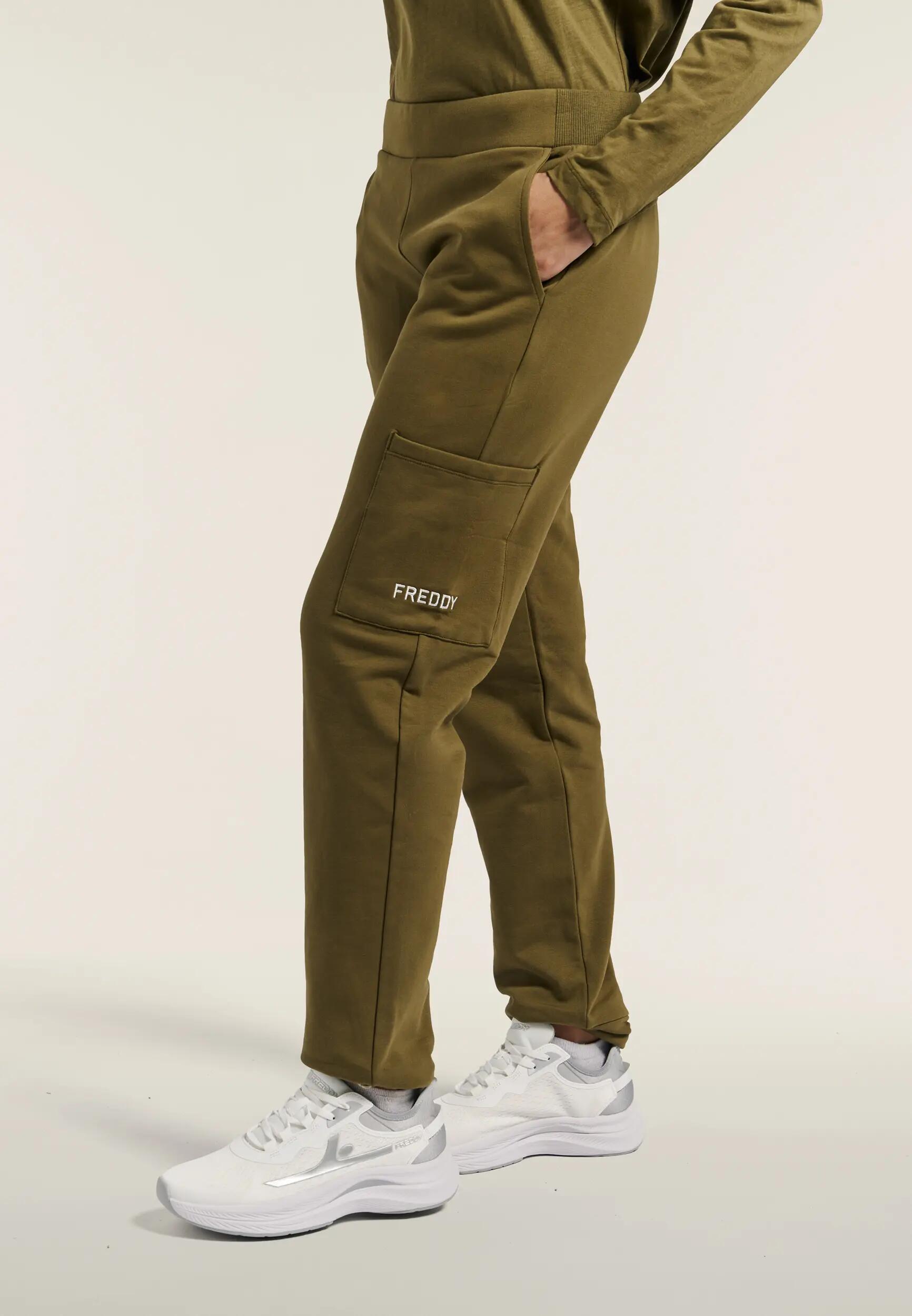 Pantalon de sport pour femmes à coupe classique avec poche cargo 2/6
