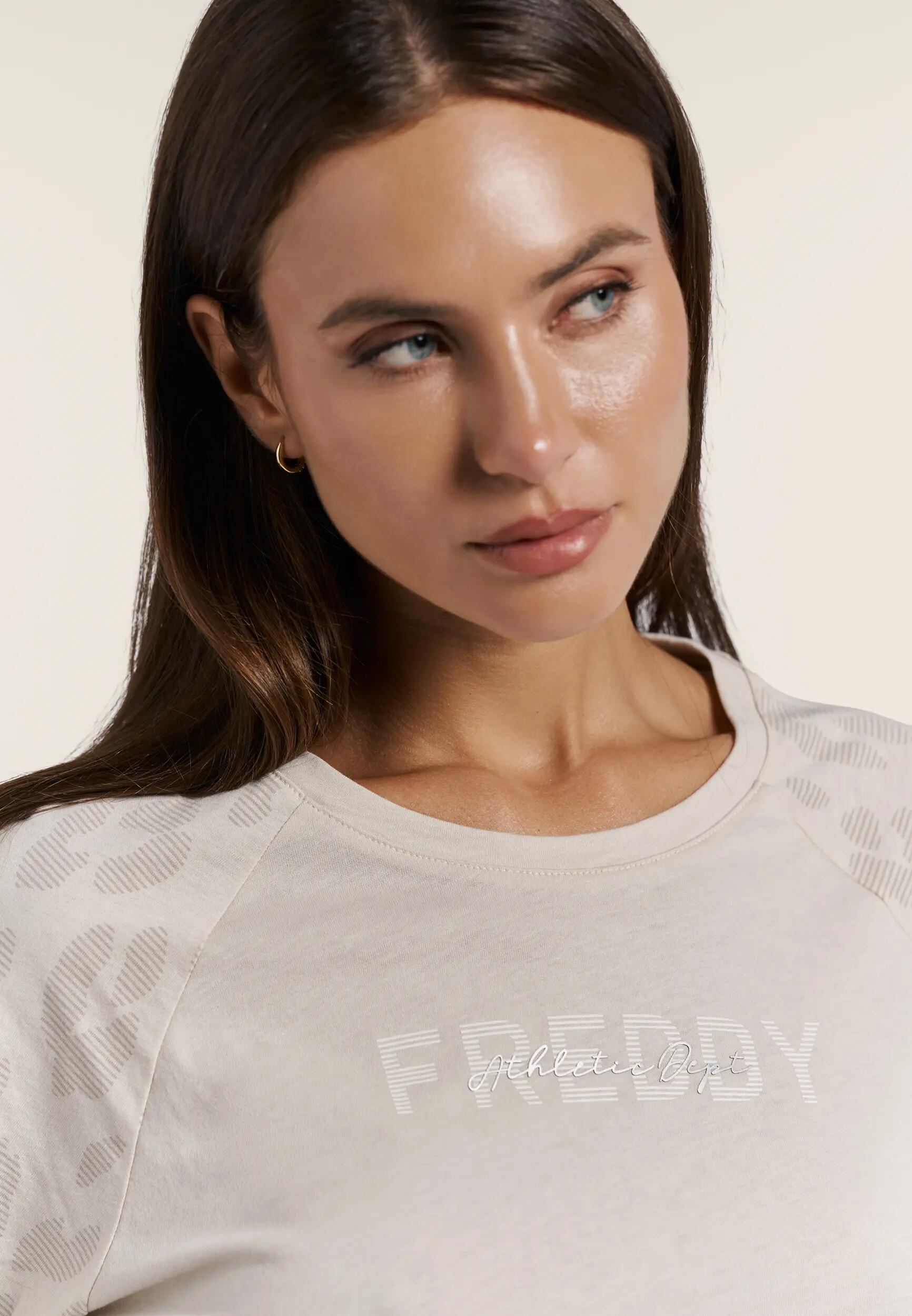 T-shirt à manches longues pour femmes avec empiècements léopard 4/6
