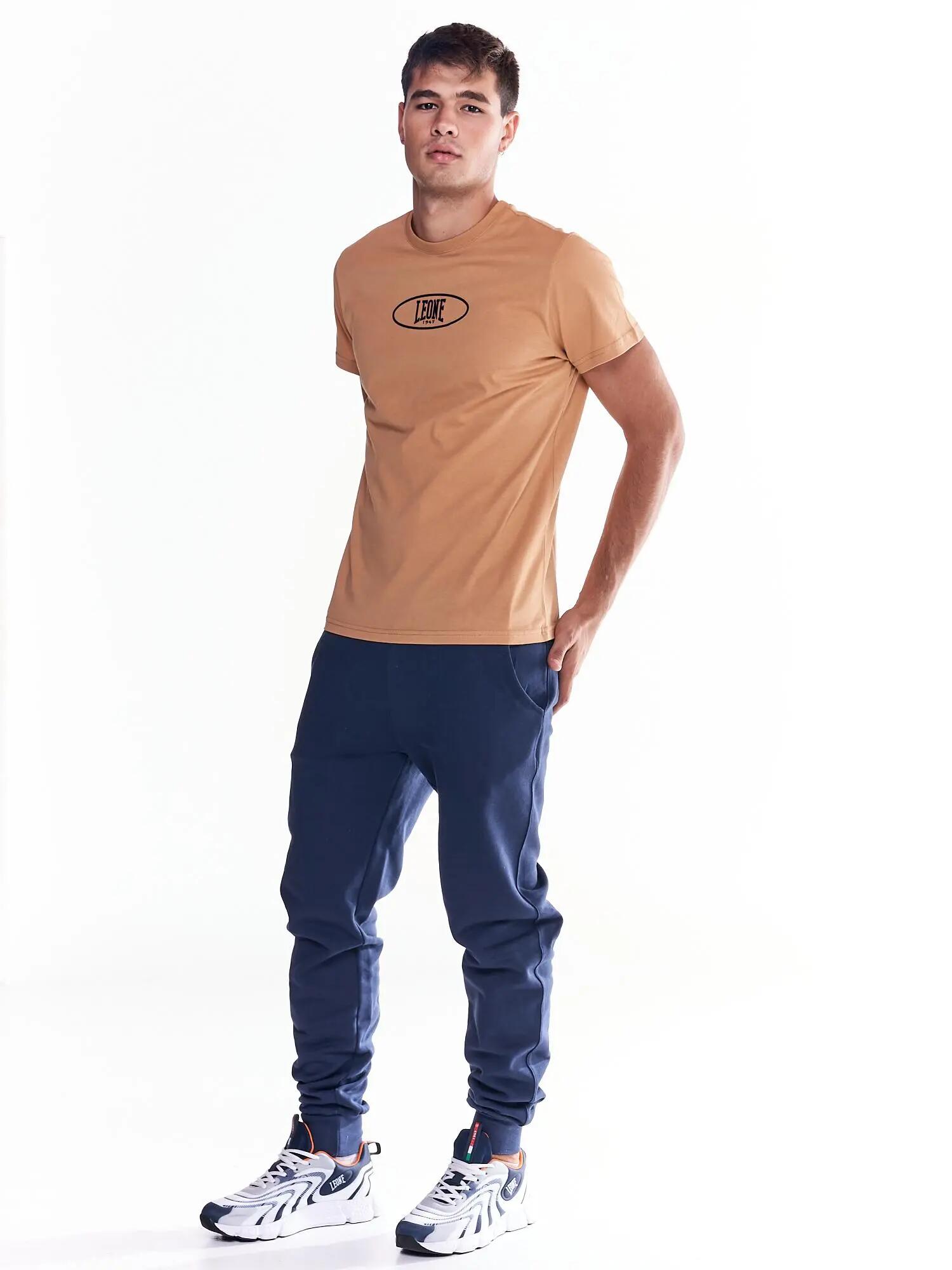 Heren T-shirt met centrale logoprint in Earth Tones 3/6