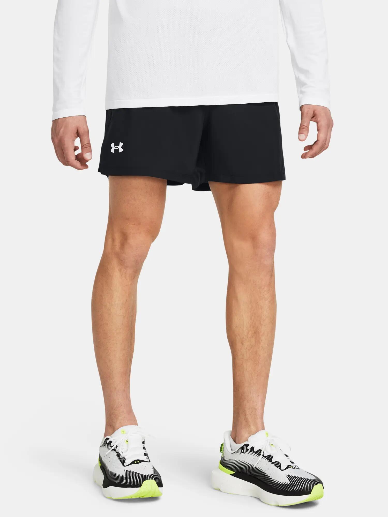 UNDER ARMOUR picture
