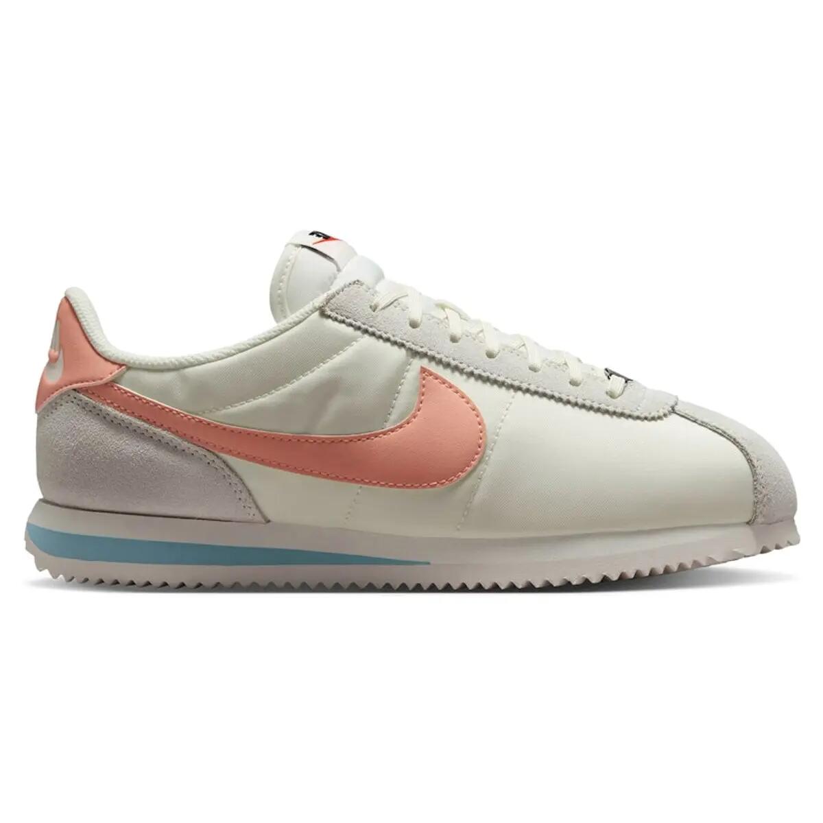NIKE picture