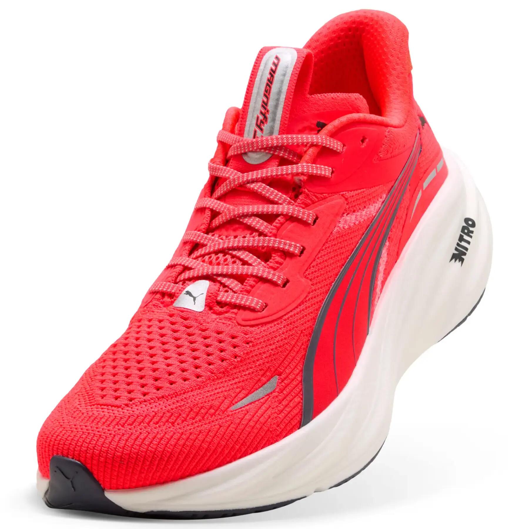 Chaussures de running Puma Magnify Nitro 3 3/6