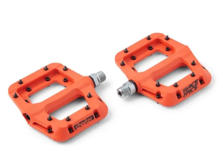 Pedale profesionale Race Face Chester, material compozit, 16 pini, portocaliu