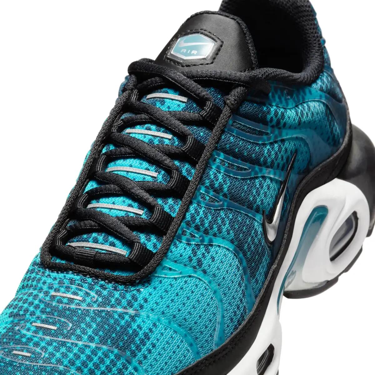 Nike Air Max Plus TN Dot Pattern 6/6
