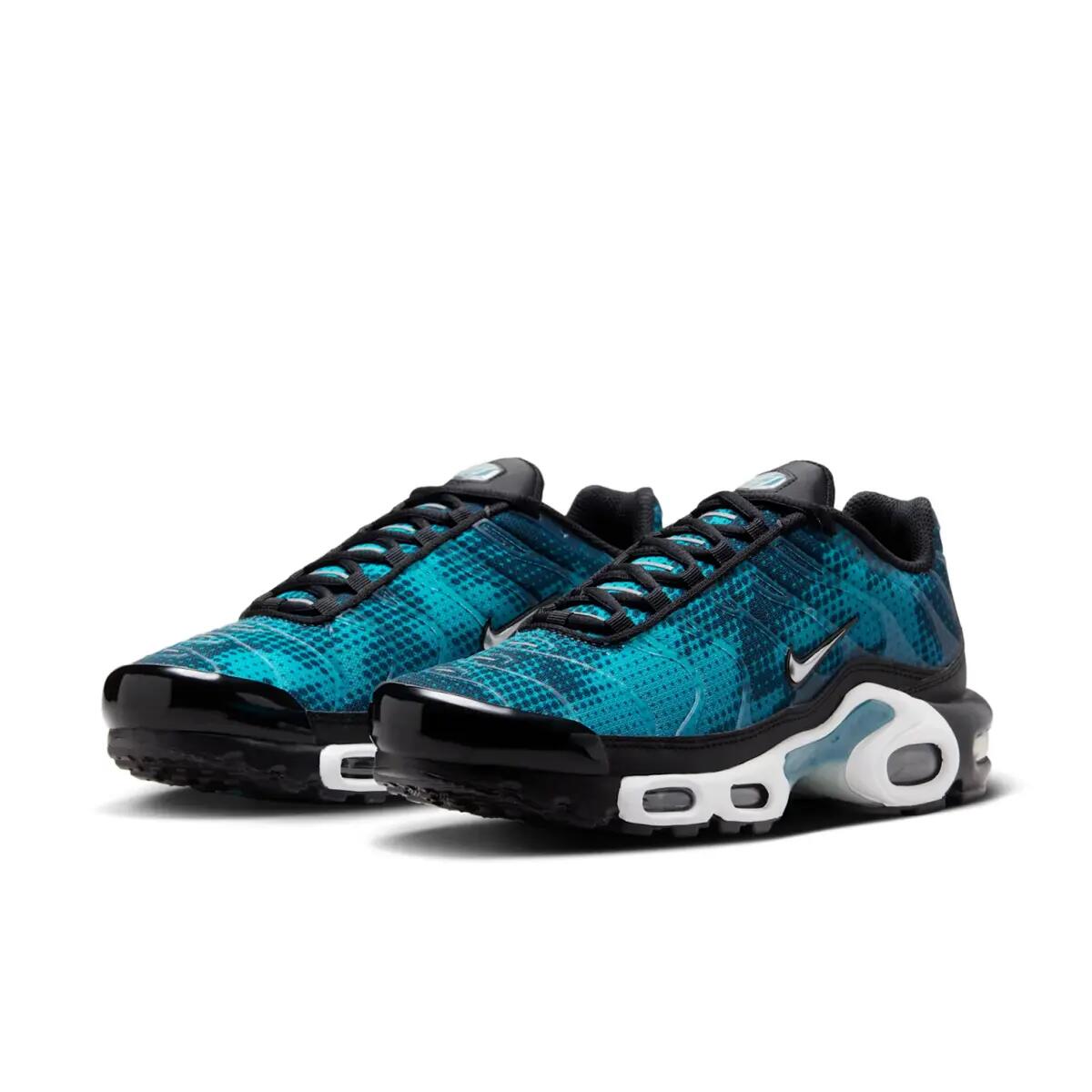 Nike Air Max Plus TN Dot Pattern 4/6