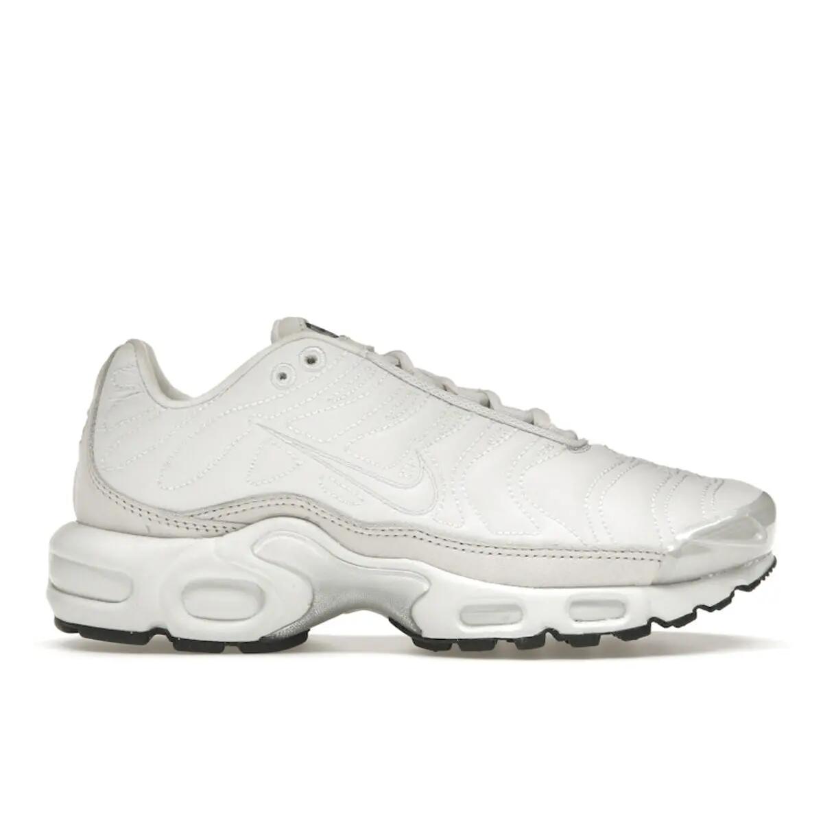 NIKE picture