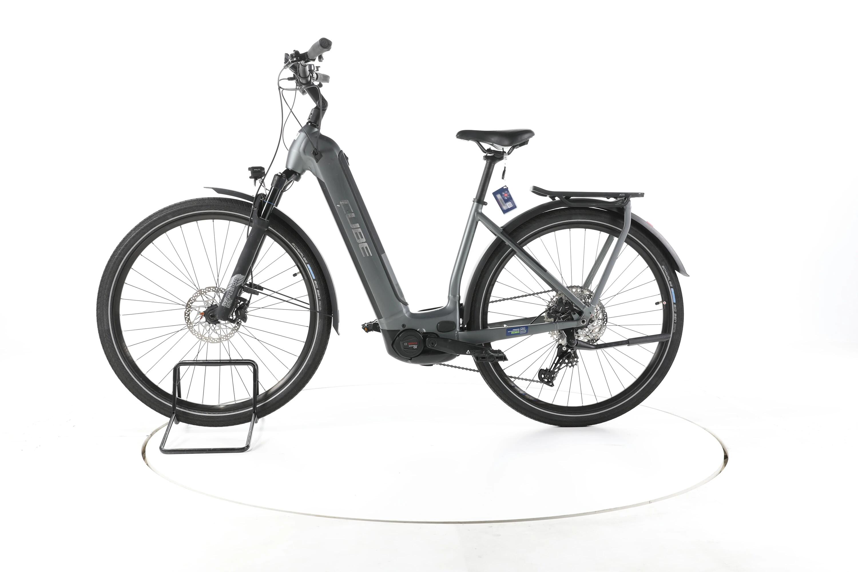 Tweedehands - Cube Kathmandu Hybrid Pro Trekking E-Bike Lage instap - Zeer goed 6/7