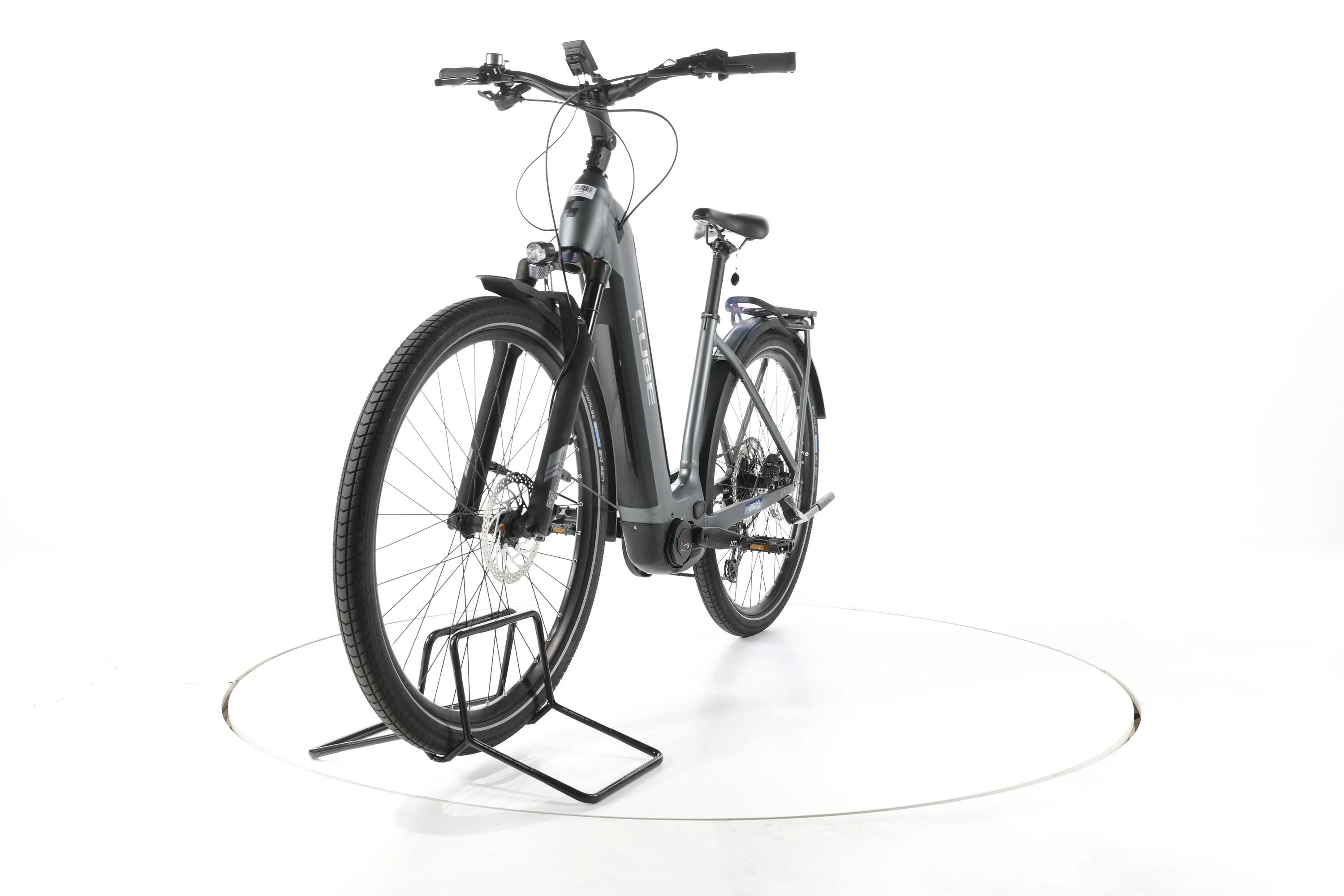 Tweedehands - Cube Kathmandu Hybrid Pro Trekking E-Bike Lage instap - Zeer goed 4/7
