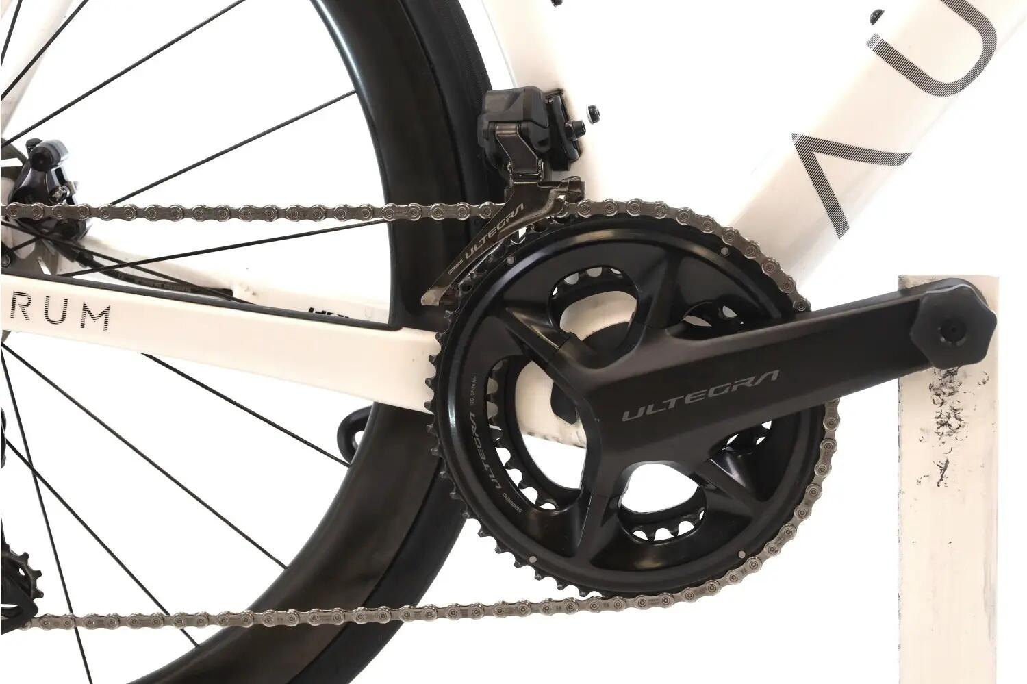 Vélo de route reconditionné ·  Magma Di2 12V · Très bon état 4/8