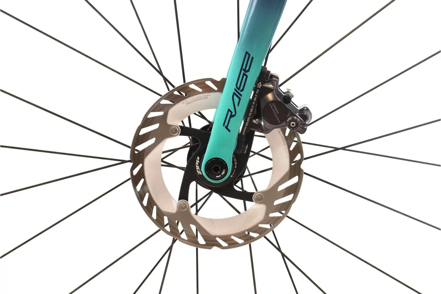 Segunda Vida · Bicicleta carretera ·  Raise 05 CW Di2 12V · Muy buen estado 7/8