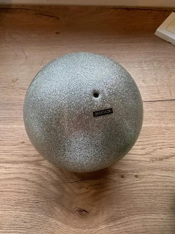DECATHLON picture