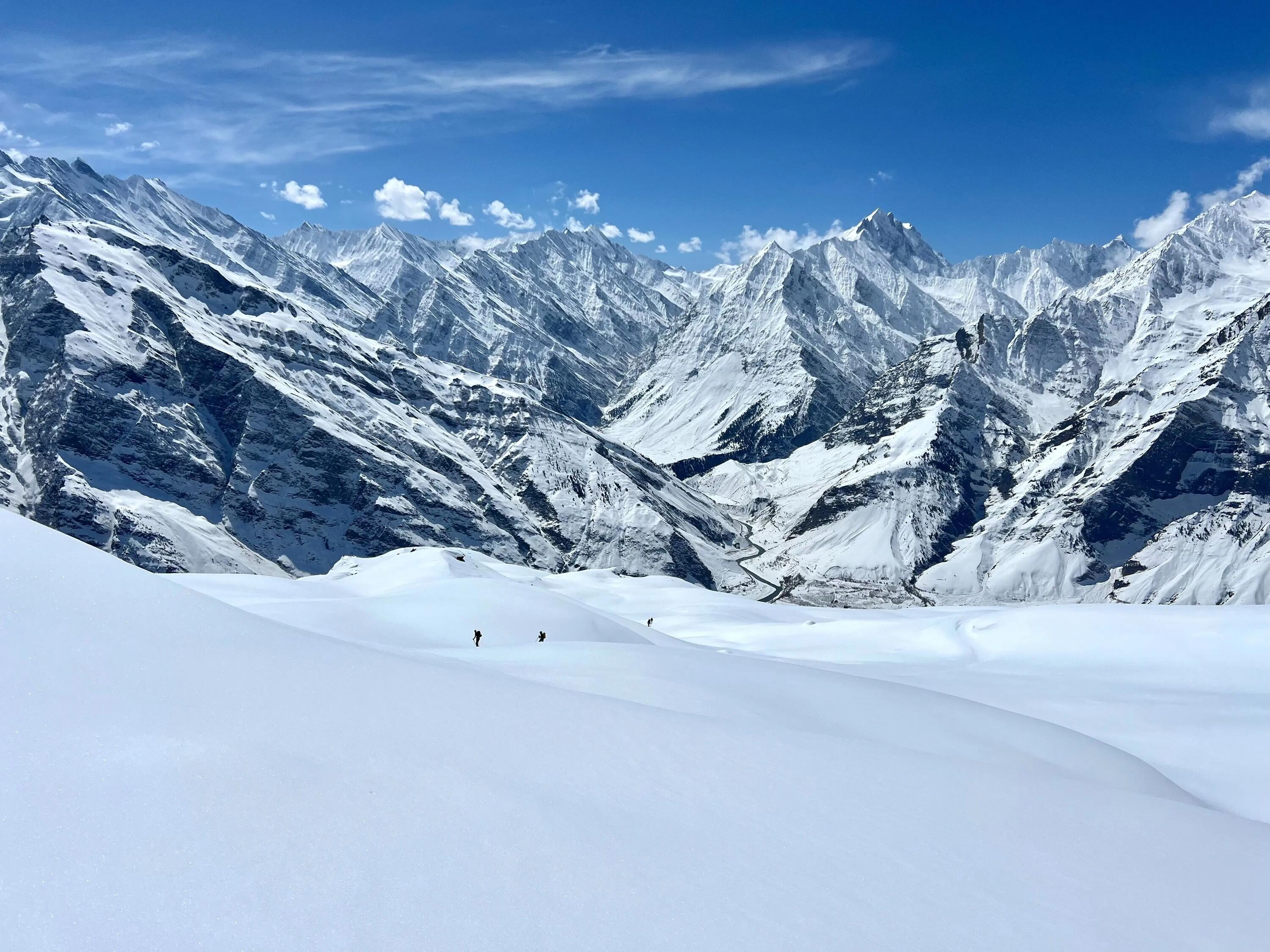 DECATHLON TRAVEL picture