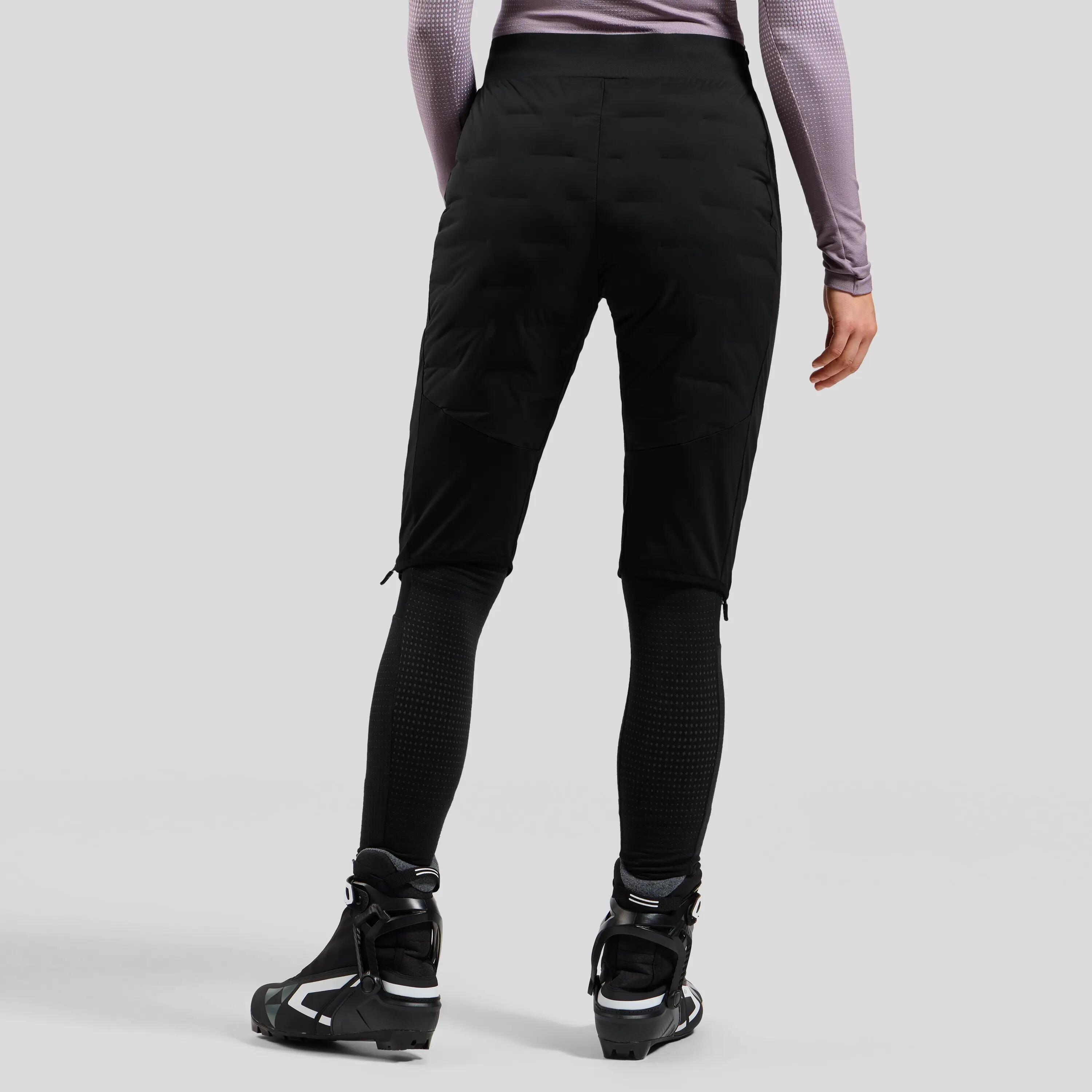 Spodenki techniczne damskie ODLO Zeroweight Insulator Short 2/8