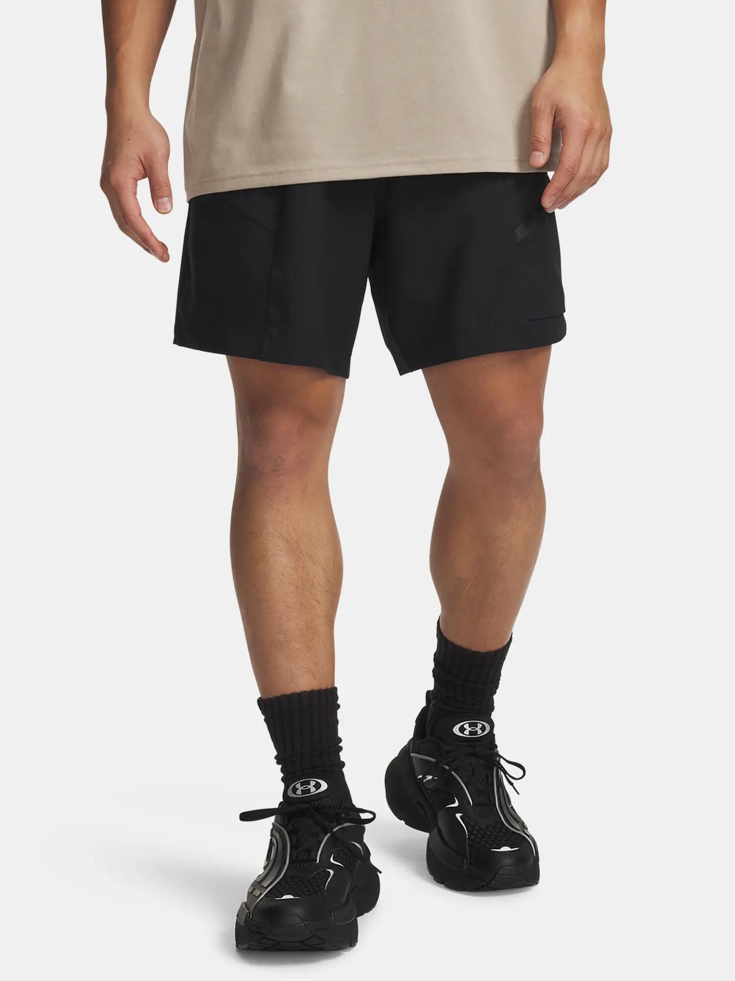 UNDER ARMOUR picture