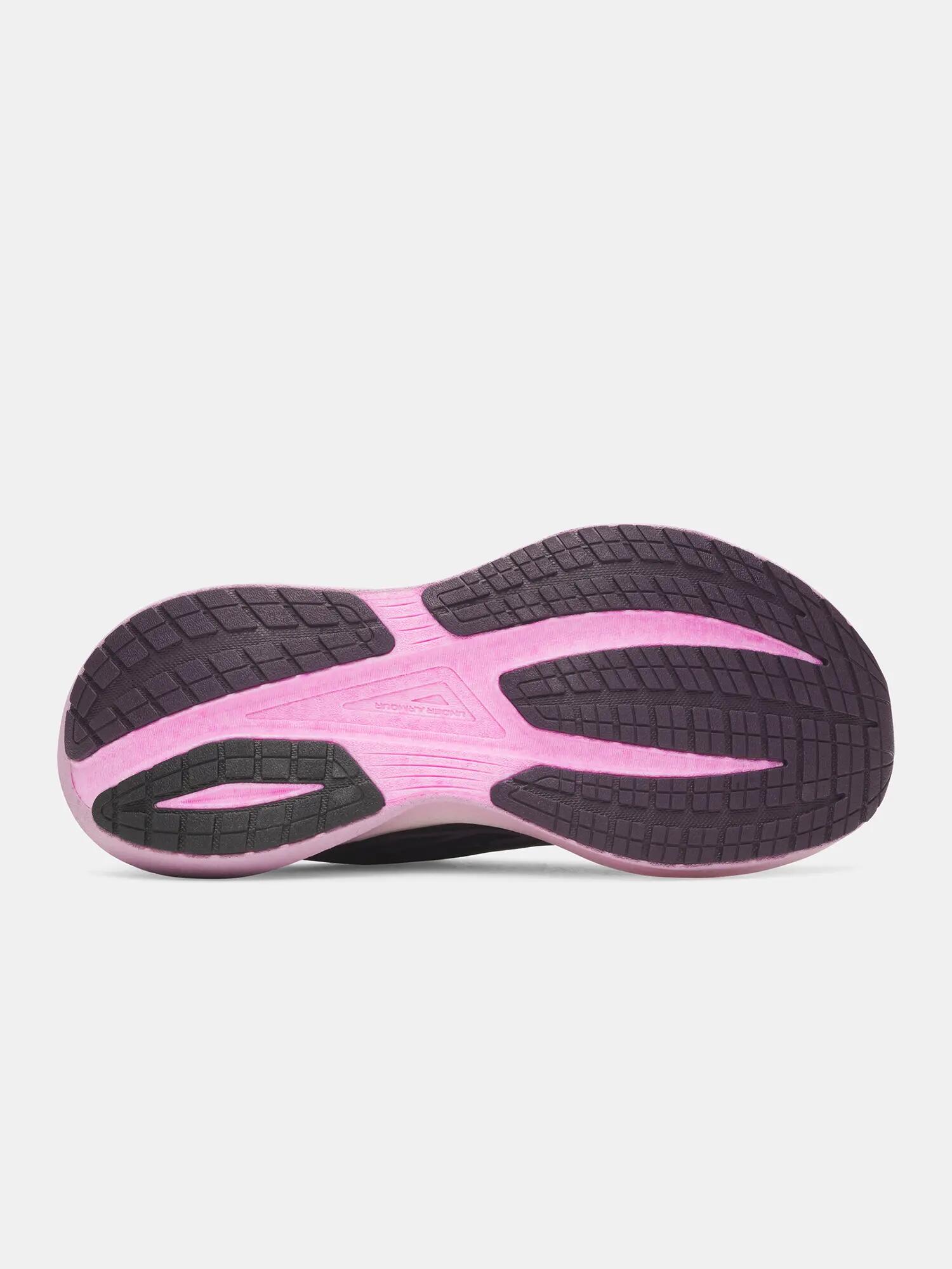 Női cipő Under Armour UA W Velociti Distance 4/5