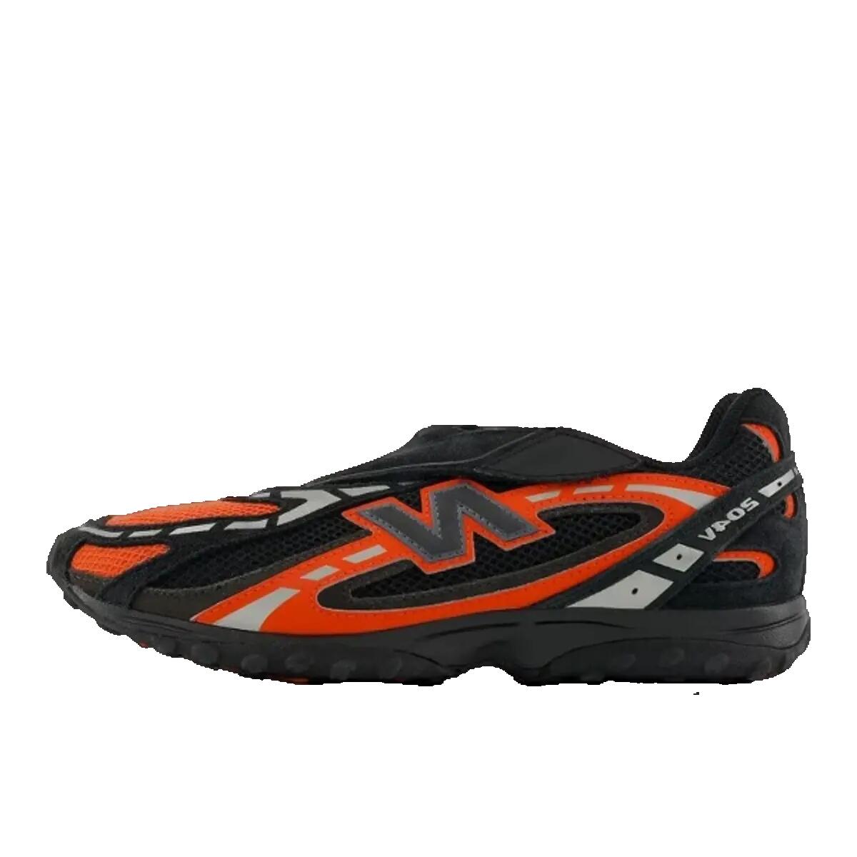 NEW BALANCE picture