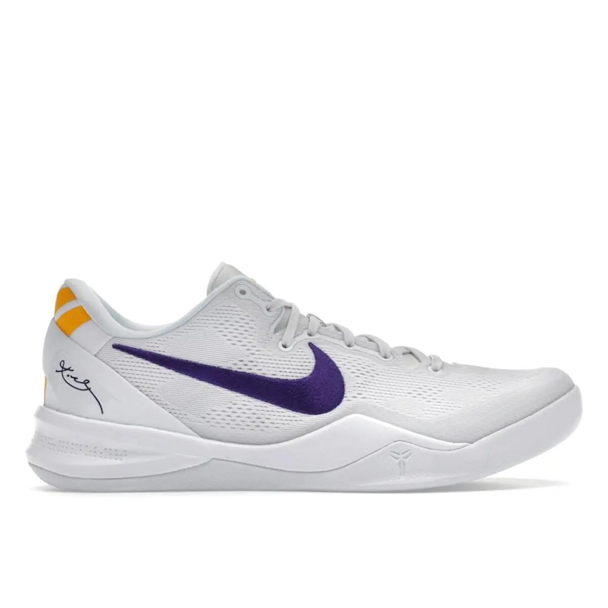 NIKE picture
