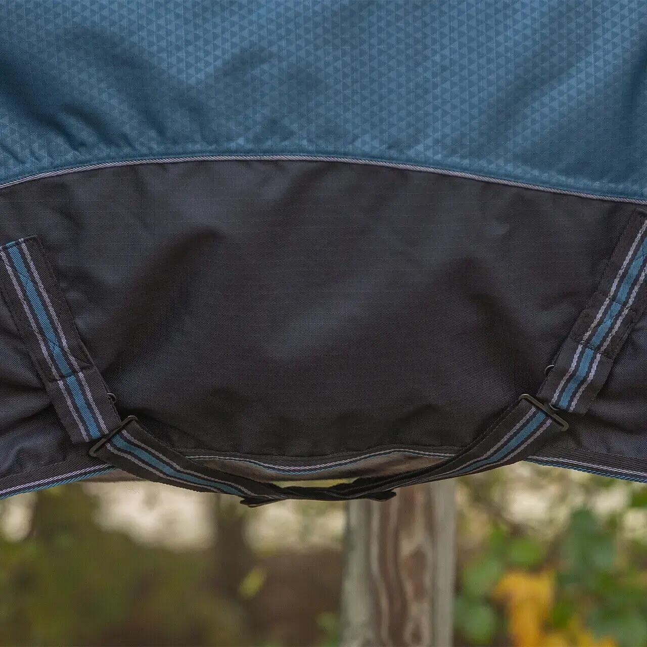 Couverture demi-cou pour cheval QHP Collection 150g 5/6