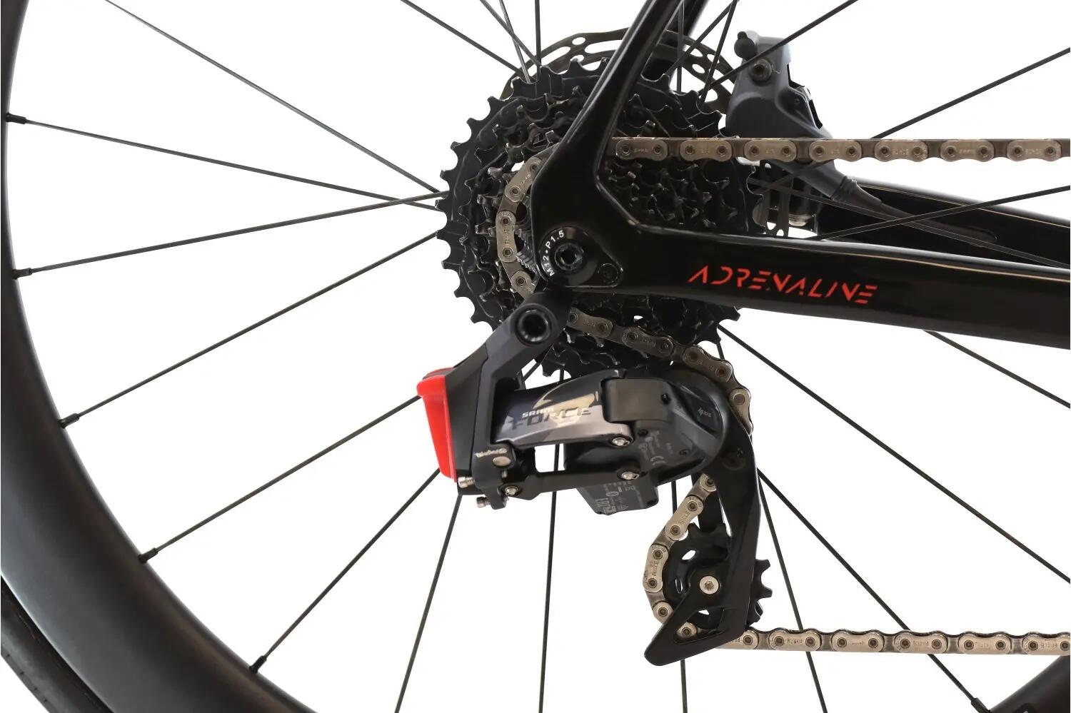 Refurbished Rennrad ·  Adrenaline 10 Disc AXS 12V · Sehr guter Zustand 3/8