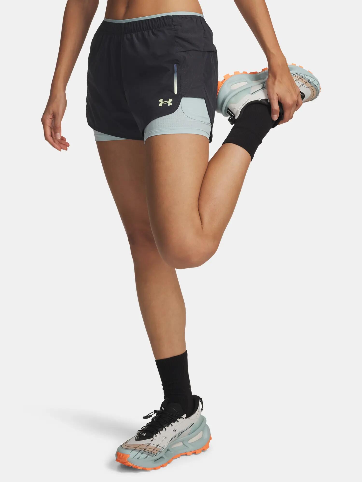 UNDER ARMOUR picture