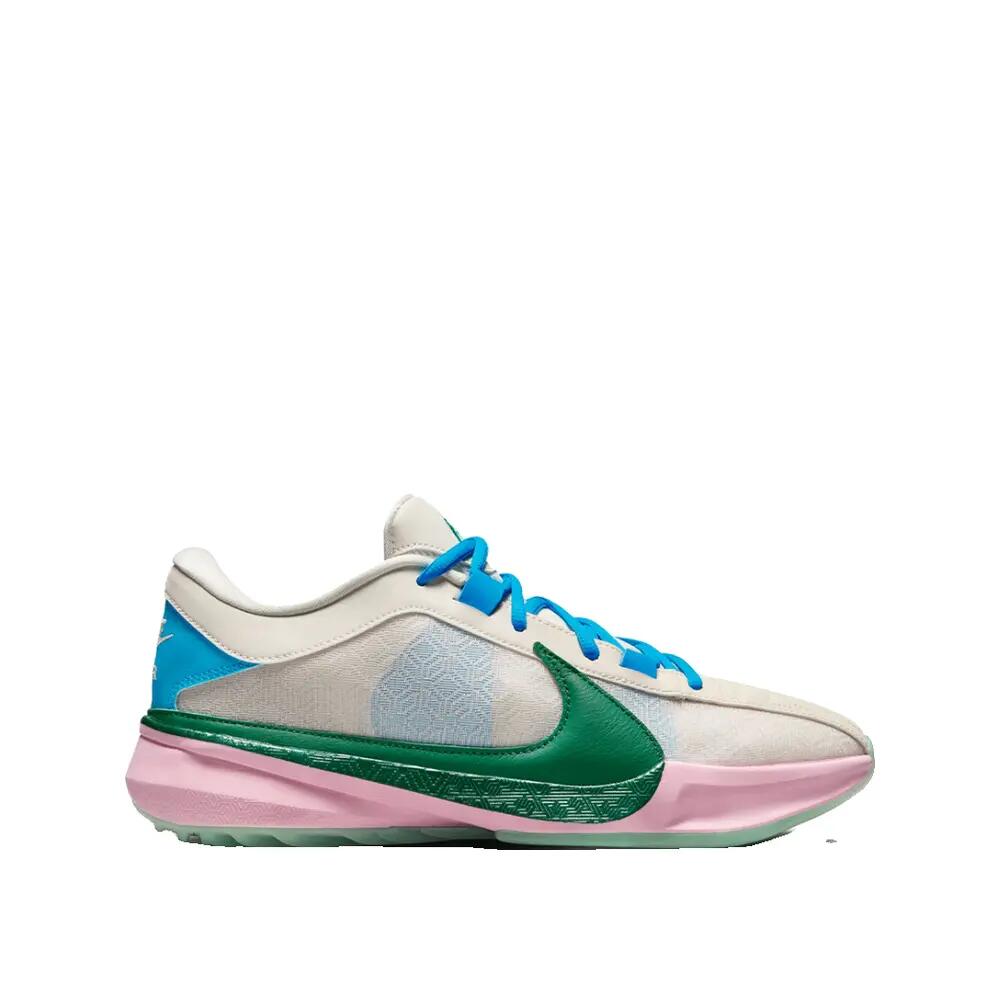 NIKE picture