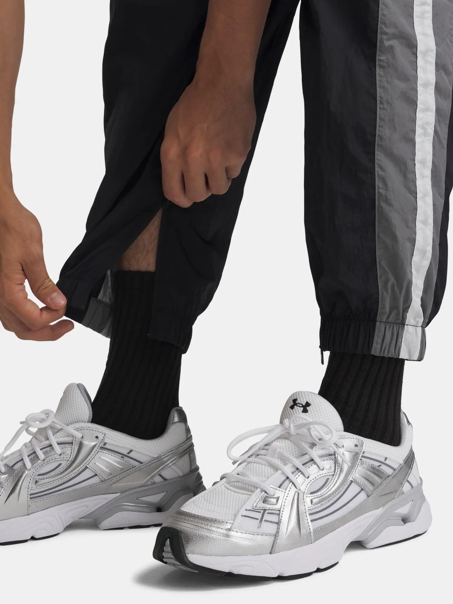 Férfi melegítőnadrág Under Armour UA Icon Wvn Track Jogger 3/4