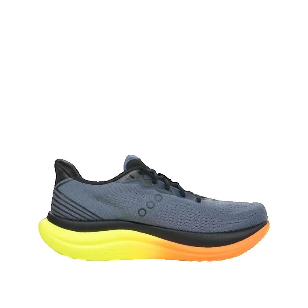 SAUCONY picture
