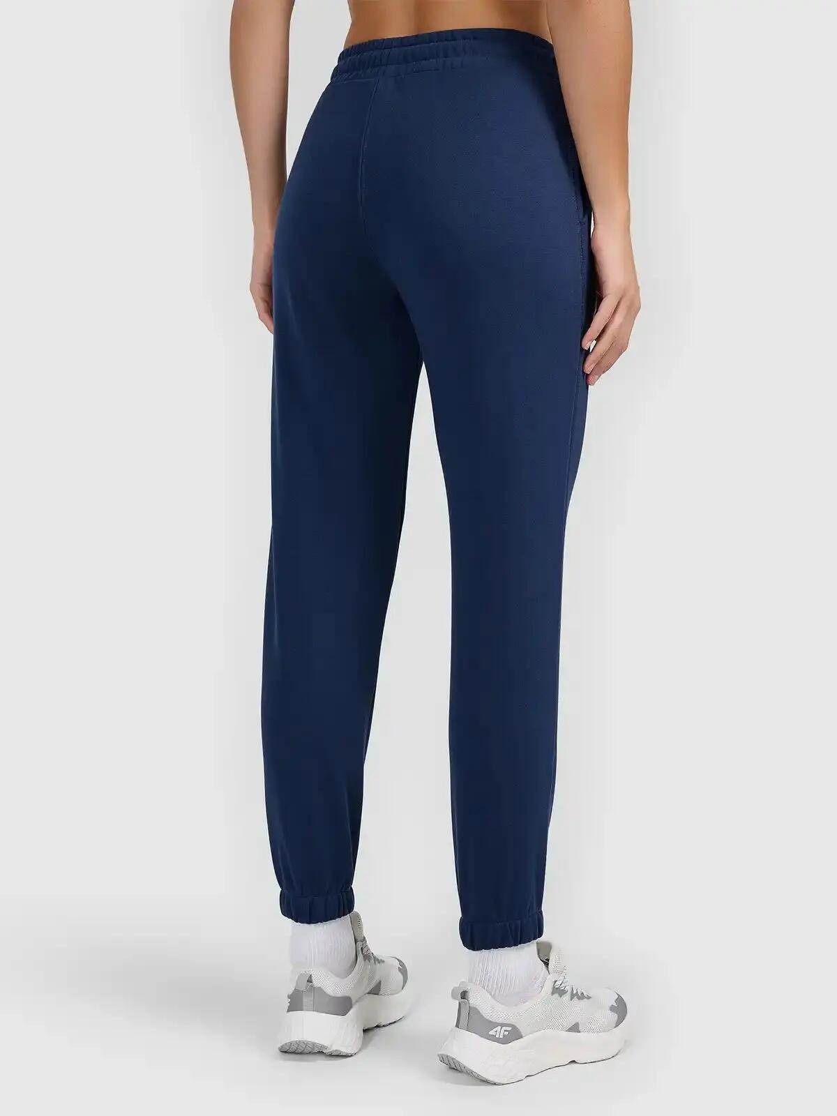 4F SPODNIE DAMSKIE DRESOWE JOGGERY SPORTOWE S F1658 SS26 3/5