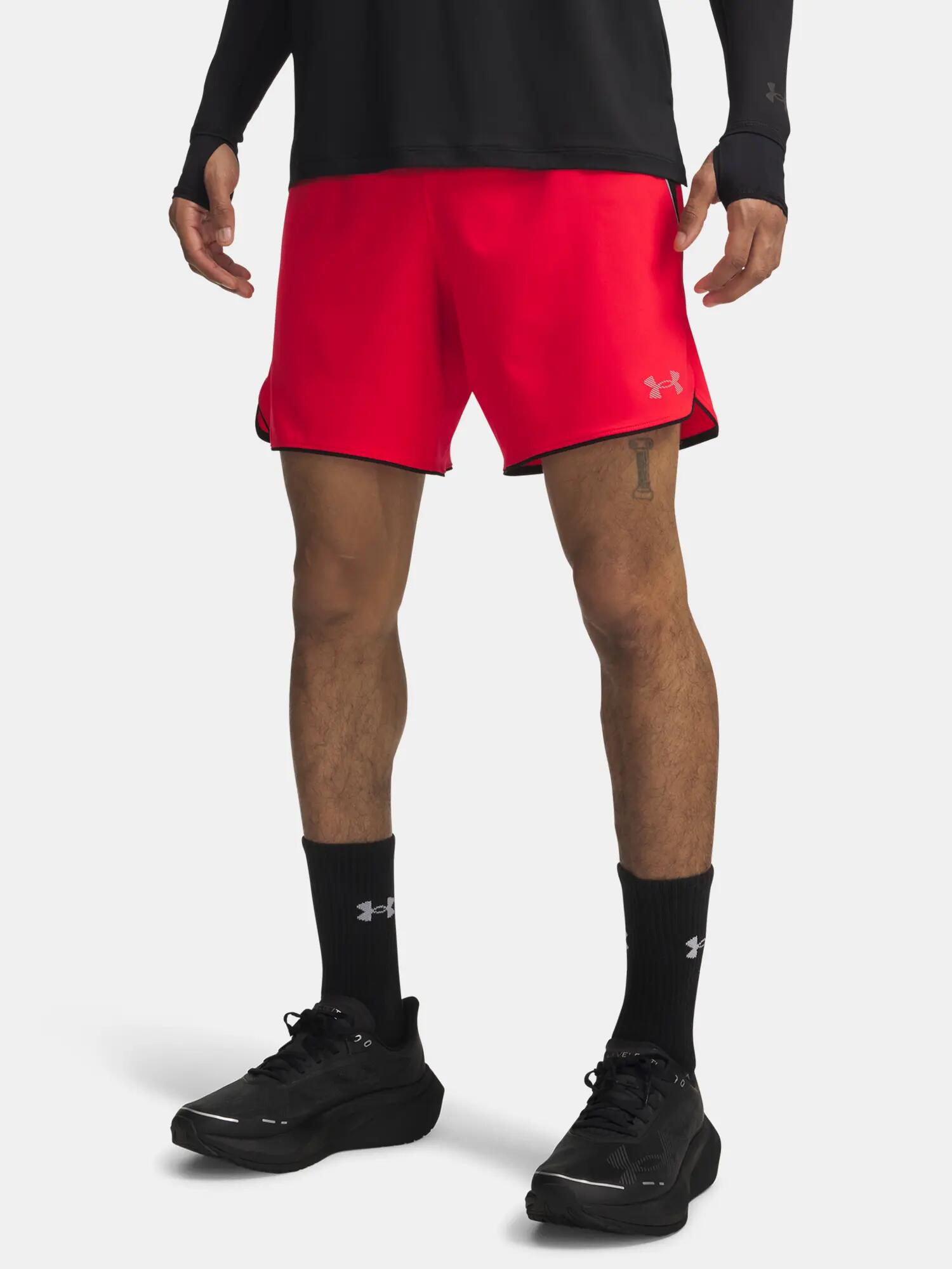 UNDER ARMOUR picture