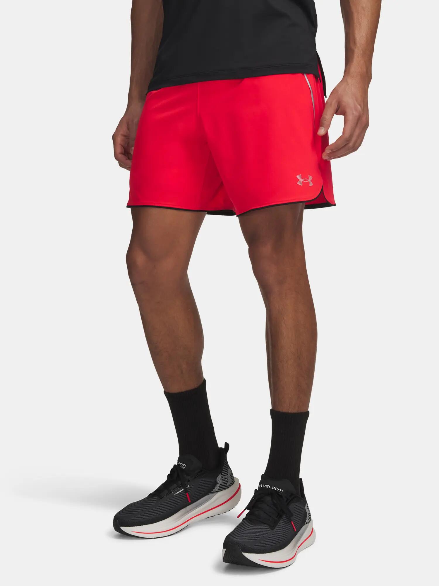 UNDER ARMOUR picture