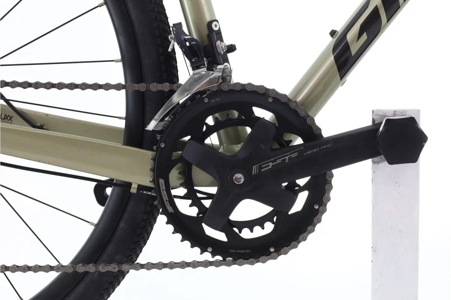 Tweedehands gravelbike ·  Revolt Advanced 2 · Zeer goede toestand 4/8