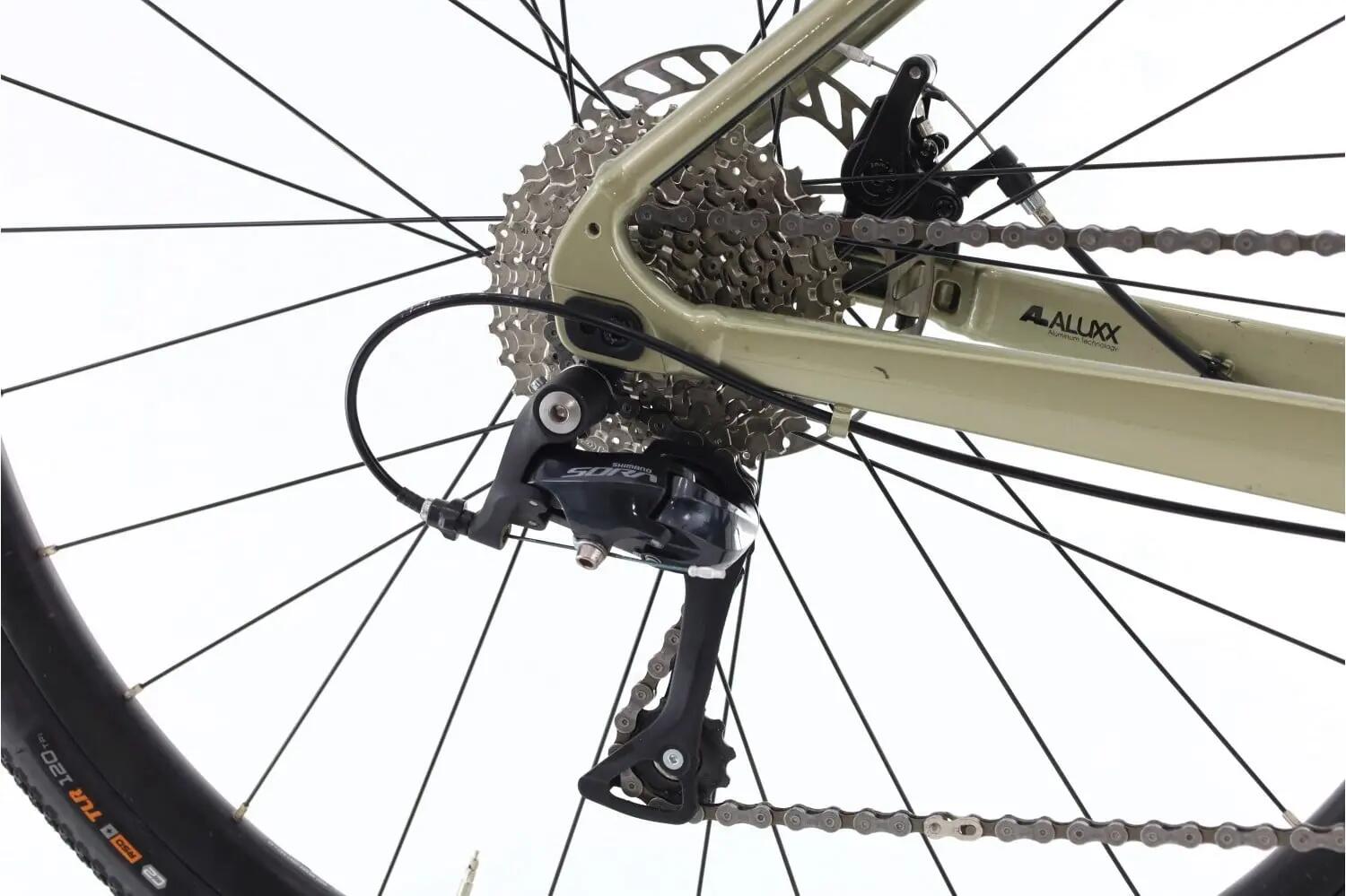 Tweedehands gravelbike ·  Revolt Advanced 2 · Zeer goede toestand 3/8