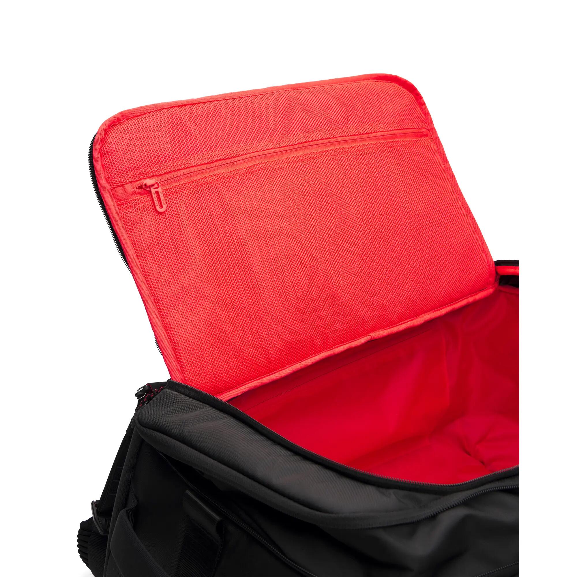 Under Armour Sporttasche No Weigh BP Duffle 6010000 12/12